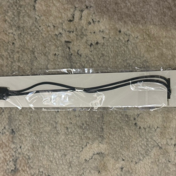 Princess Accessory Headband - Picture 3 of 4